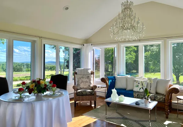 $1,048,000 | 152 Evans Road, Barnstead, NH 03218