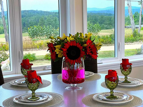 $1,048,000 | 152 Evans Road, Barnstead, NH 03218