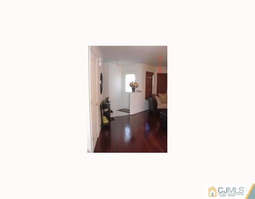 10 Hawthorne Road North Brunswick, NJ 08902 - Photo 3 of 5 Gallery Image 3