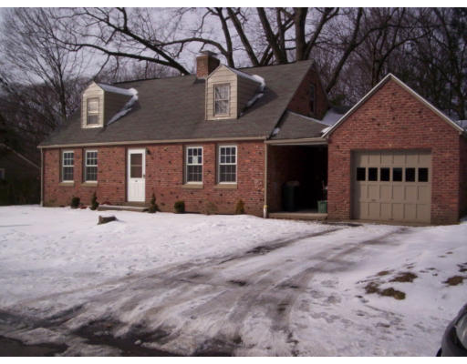 238 Atwater Road Springfield, MA 01107 - Photo 1 of 16 Gallery Image 1