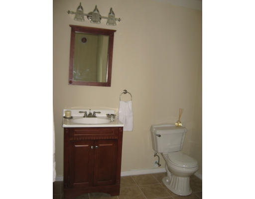 238 Atwater Road Springfield, MA 01107 - Photo 13 of 16 Gallery Image 13