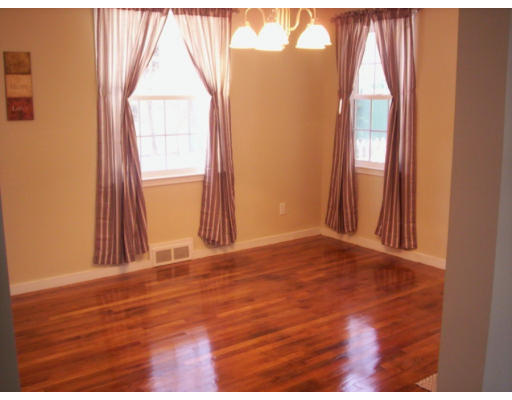 238 Atwater Road Springfield, MA 01107 - Photo 7 of 16 Gallery Image 7