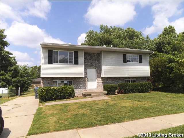 11214 Pyramid Road Louisville, KY 40229 - Photo 1 of 13 Primary Photo