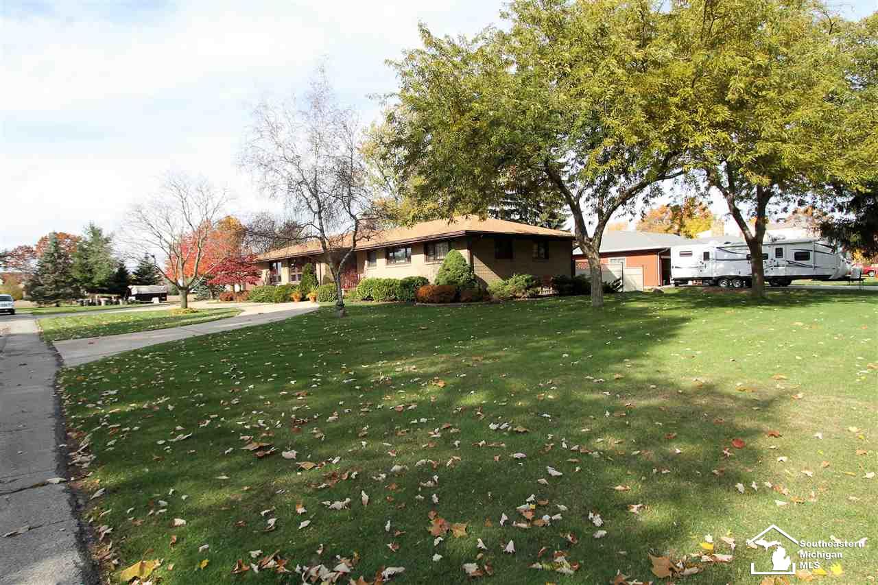 803 Ruff Drive Monroe, MI 48162 - Photo 9 of 47 Gallery Image 9