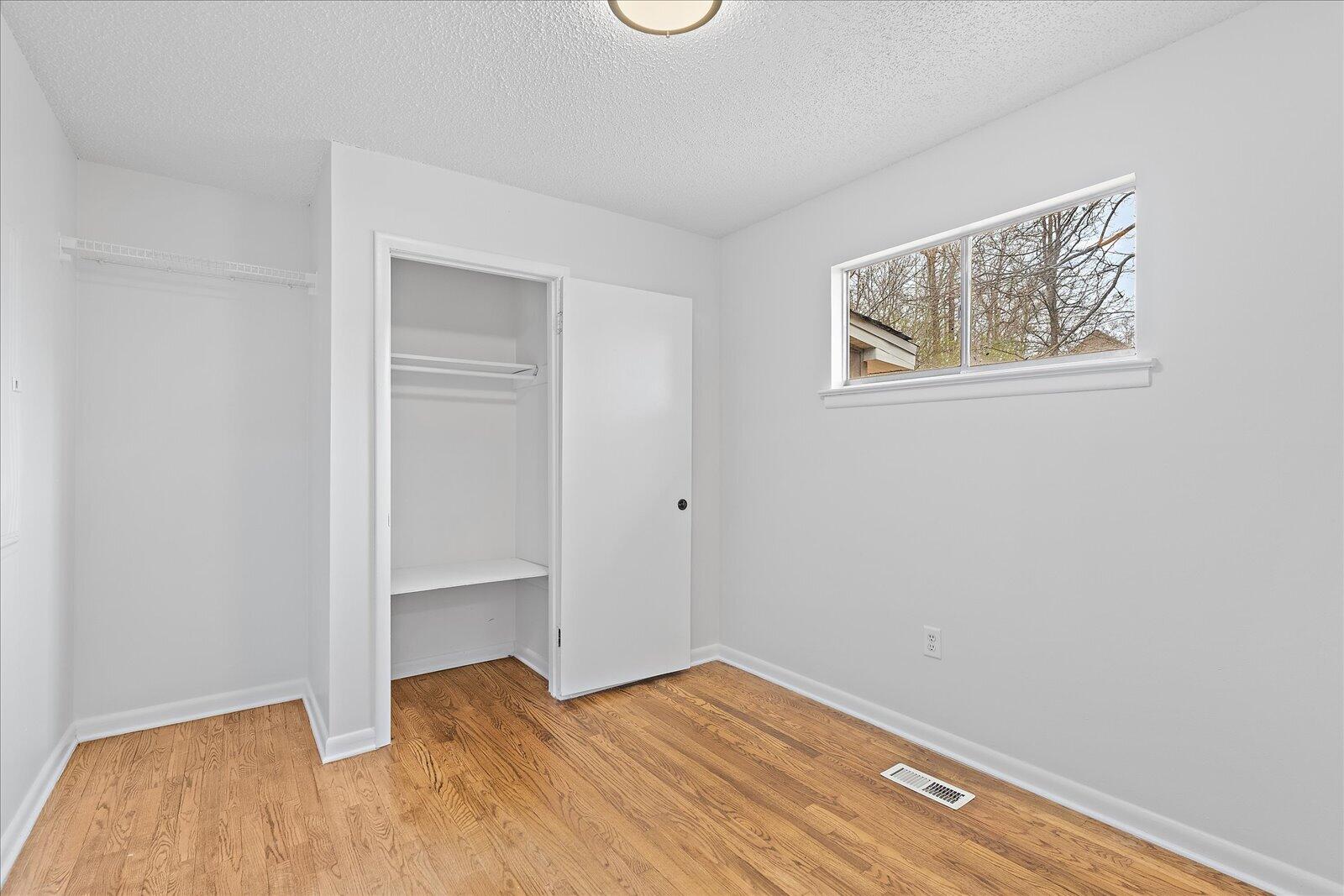 8323 Oak Drive Chattanooga, TN 37421 - Photo 13 of 21 18-8323 Oak Dr-18