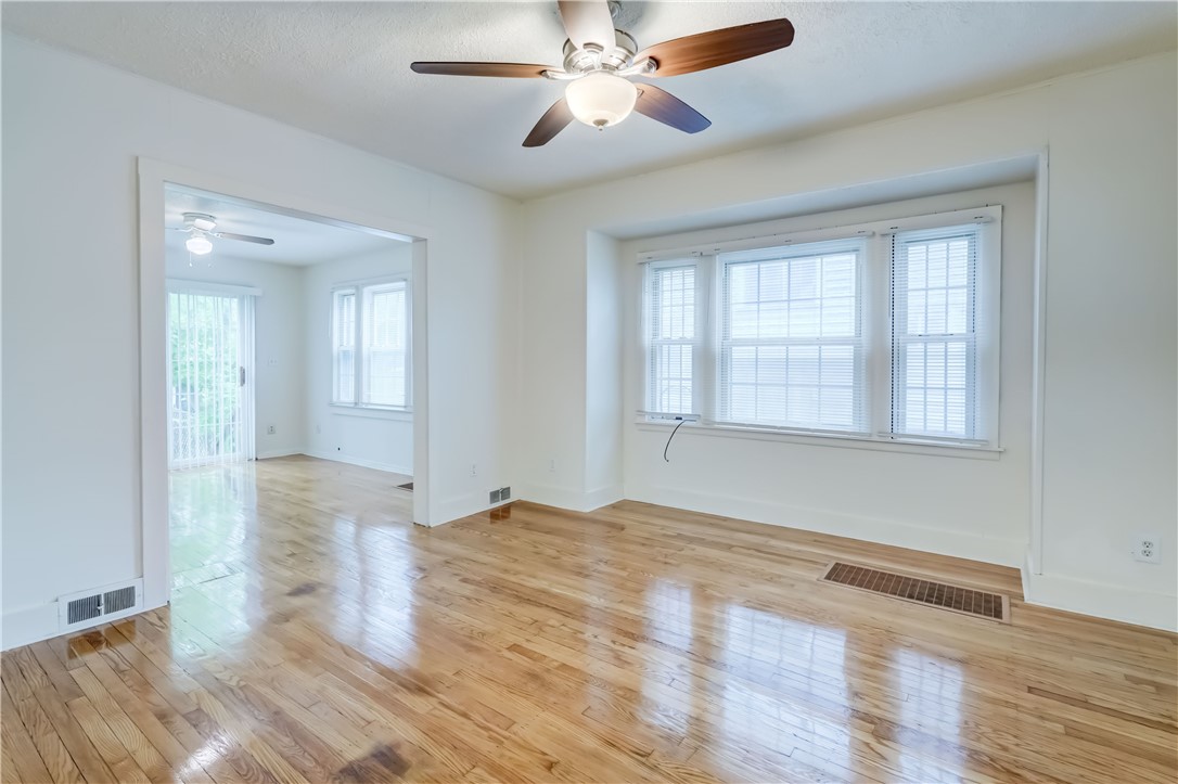 49 Depew Street Rochester, NY 14611 - Photo 6 of 35
