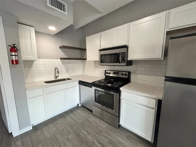 $1,295 | 219 Marshall Street, Unit 237, Houston, TX 77006