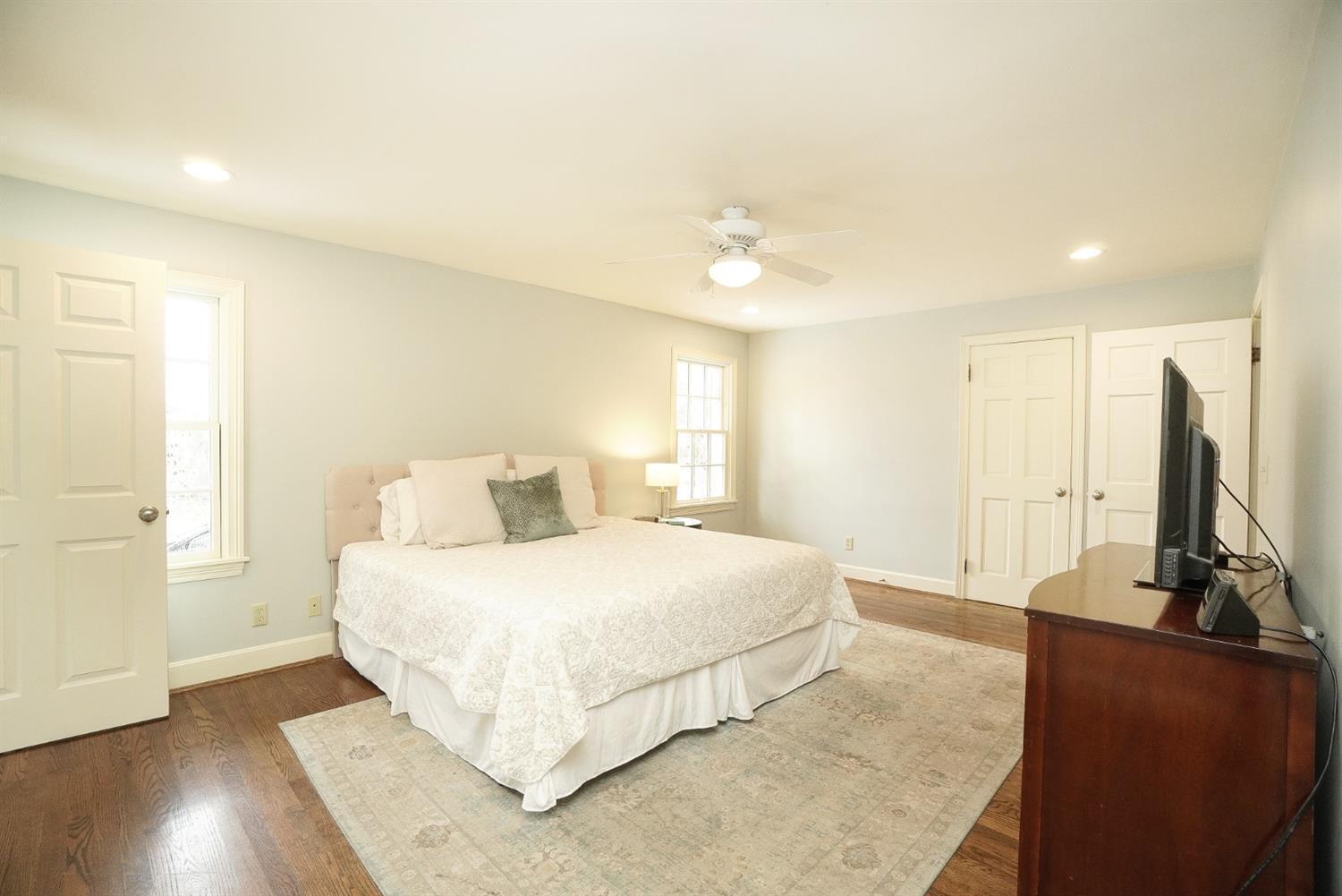 123 Bonham Road Wyoming, OH 45215 - Photo 20 of 41 Gallery Image 20