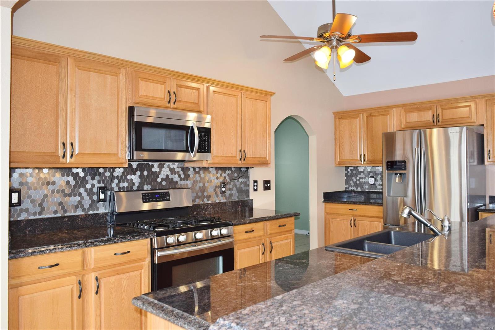 8316 Peabody Road Freeburg, IL 62243 - Photo 10 of 54