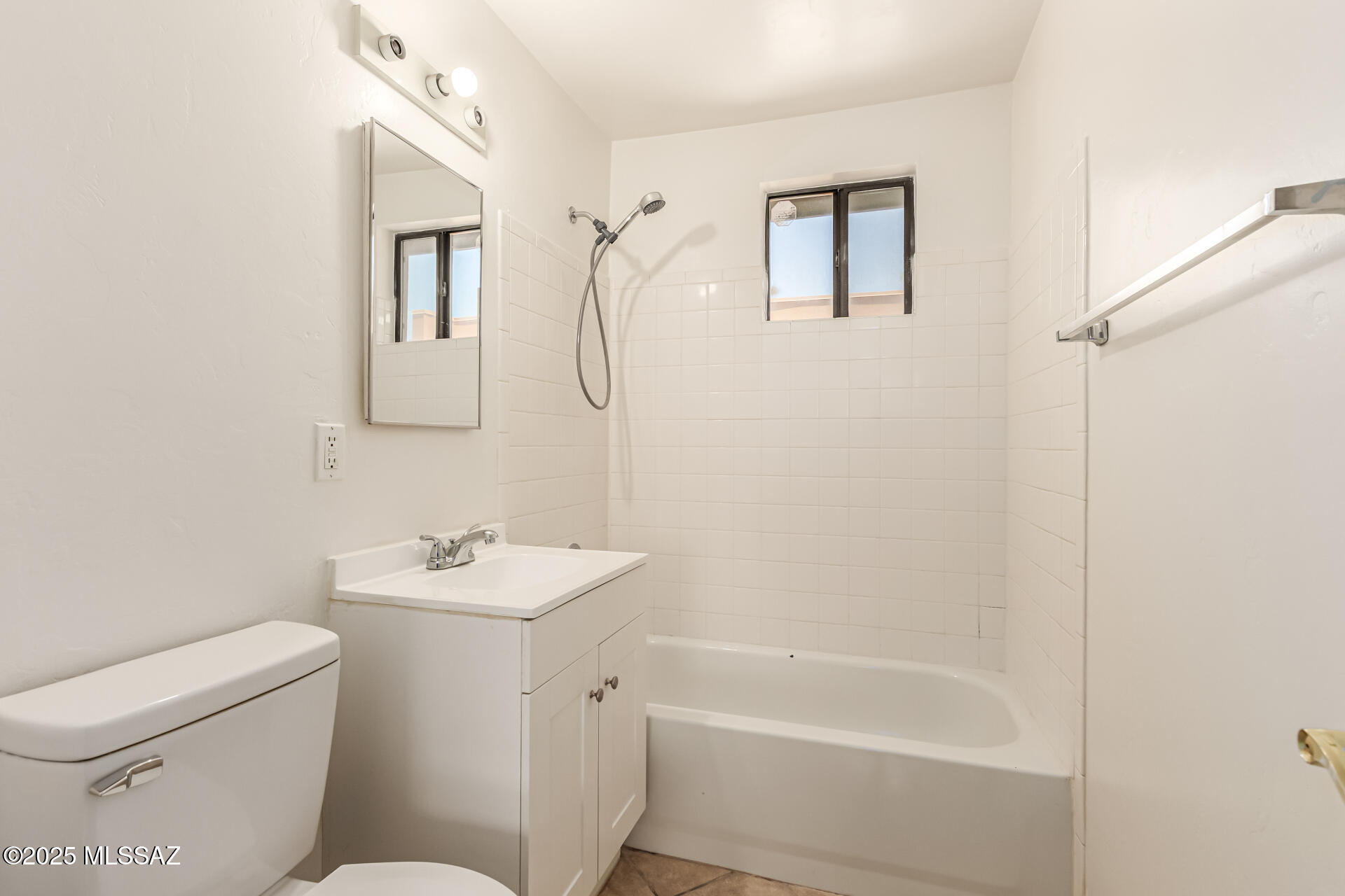 350 North Silverbell Road, Unit 16 Tucson, AZ 85745 - Photo 16 of 23 Gallery Image 16