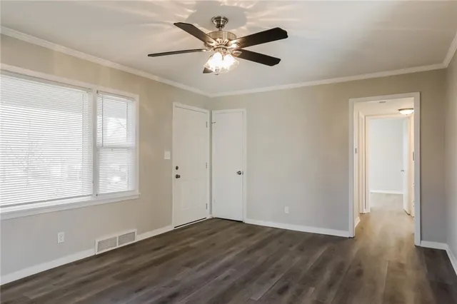 $1,750 | 6115 West 74th Street, Overland Park, KS 66204