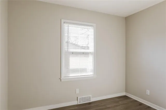 $1,750 | 6115 West 74th Street, Overland Park, KS 66204