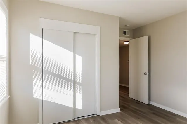 $1,750 | 6115 West 74th Street, Overland Park, KS 66204