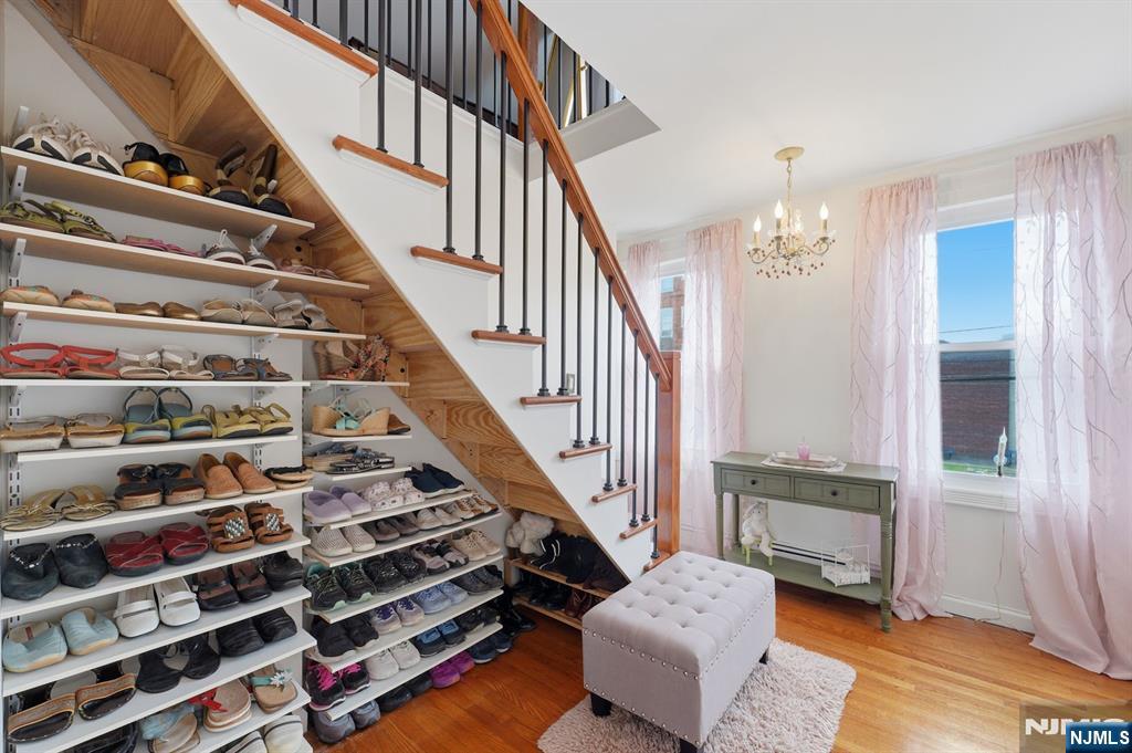 385 Berkeley Avenue Bloomfield, NJ 07003 - Photo 20 of 39