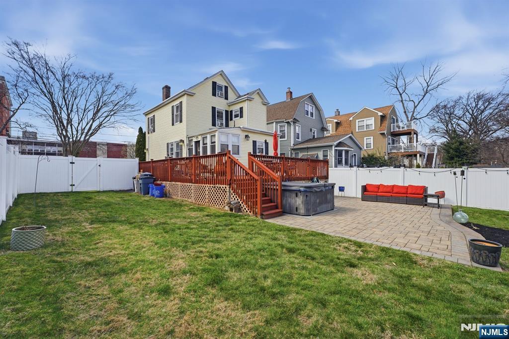 385 Berkeley Avenue Bloomfield, NJ 07003 - Photo 37 of 39