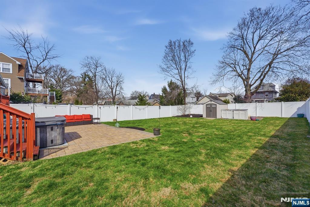 385 Berkeley Avenue Bloomfield, NJ 07003 - Photo 38 of 39