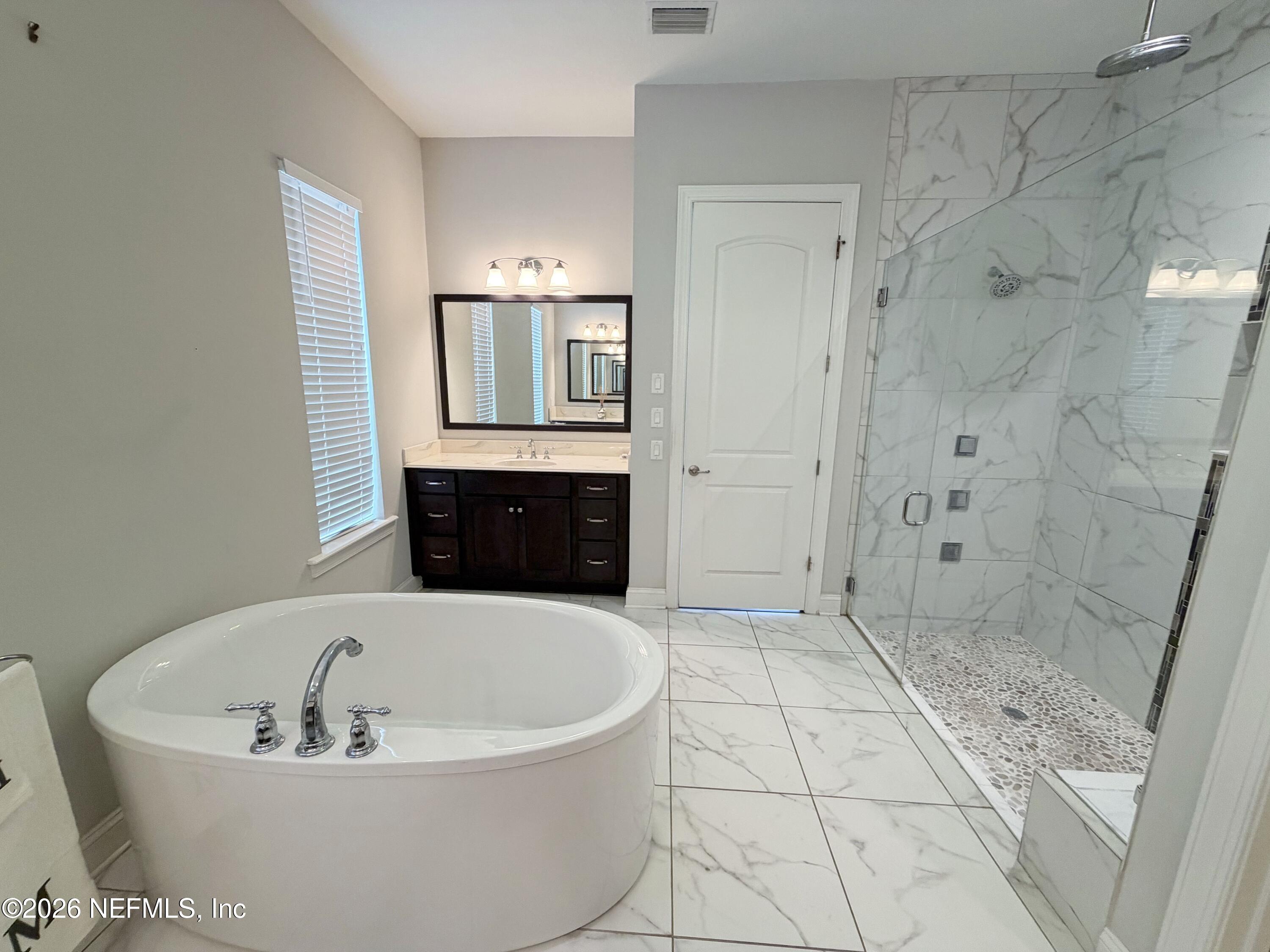 144 Dock House Road St. Johns, FL 32259 - Photo 13 of 36 Primary Bathroom View 2