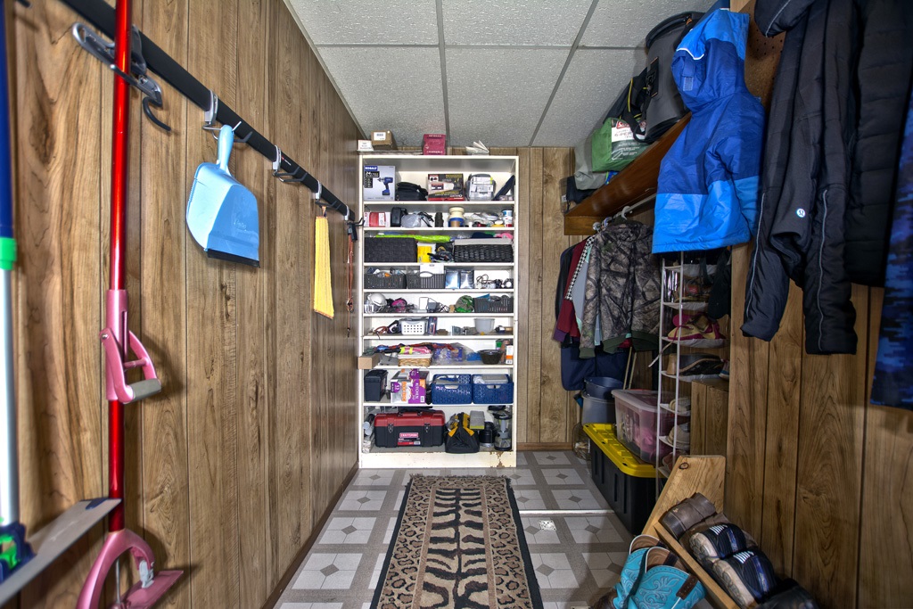 27490 Alden Road South Bend, IN 46628 - Photo 11 of 30 Gallery Image 11