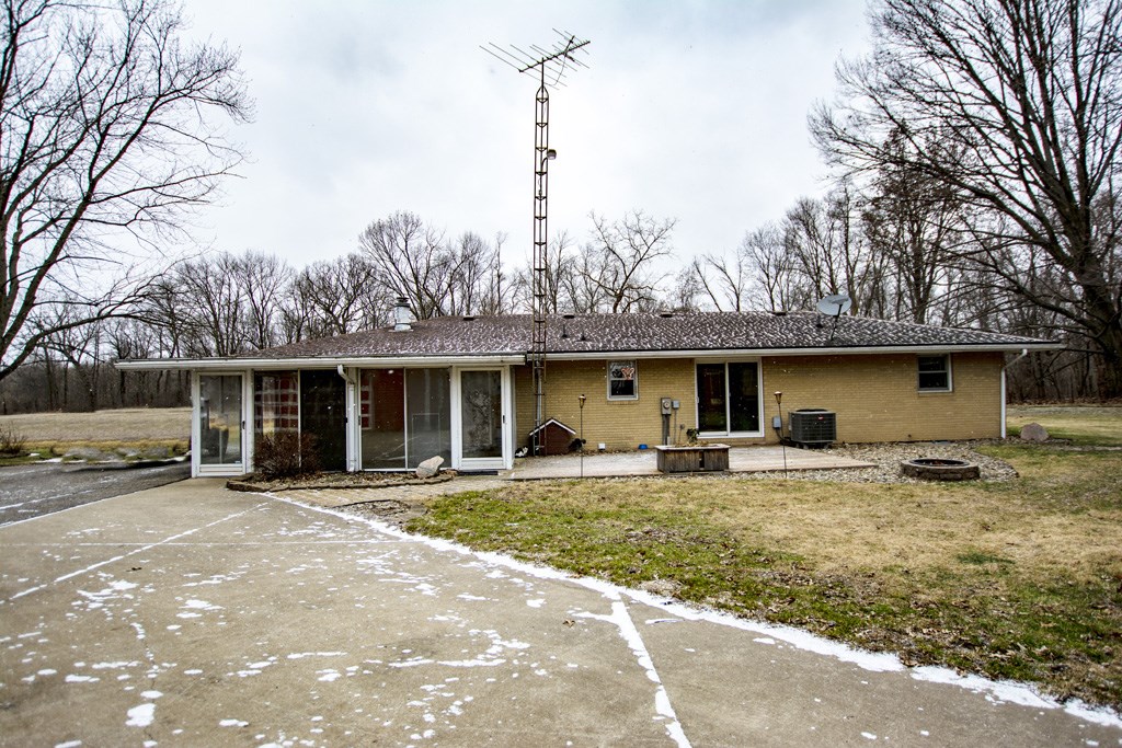 27490 Alden Road South Bend, IN 46628 - Photo 30 of 30 Gallery Image 30