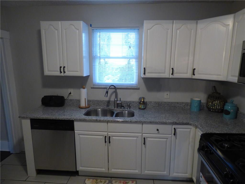 410 Shadyhill Road Pittsburgh, PA 15205 - Photo 11 of 25 Gallery Image 11