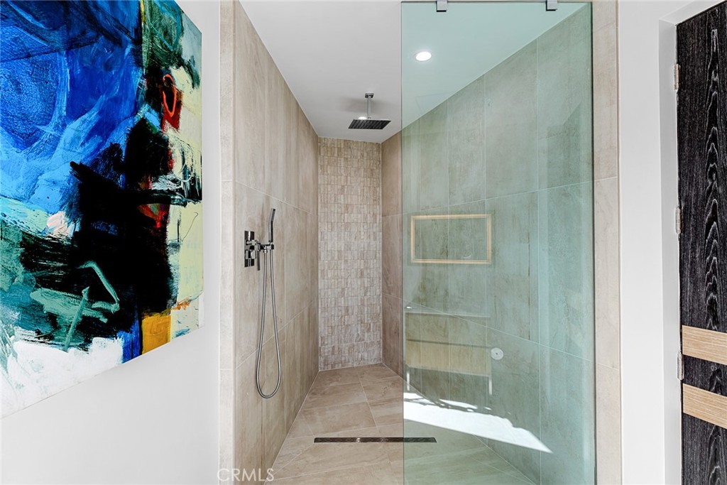 18 Stallion Road Bell Canyon, CA 91307 - Photo 36 of 75 guest shower