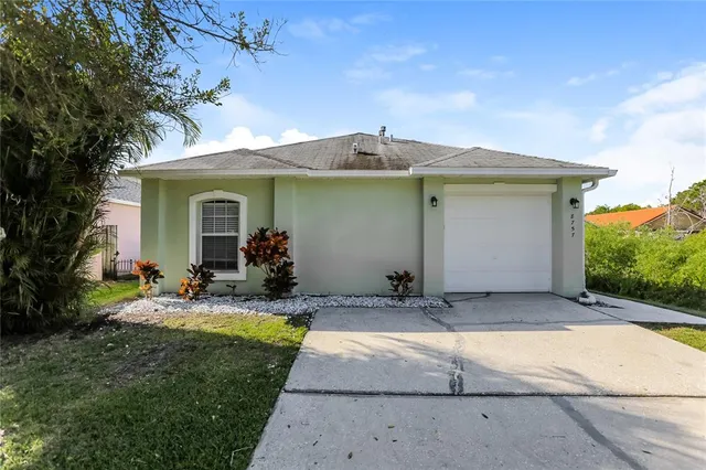 $1,995 | 8757 Claiborne Court, Orlando, FL 32825