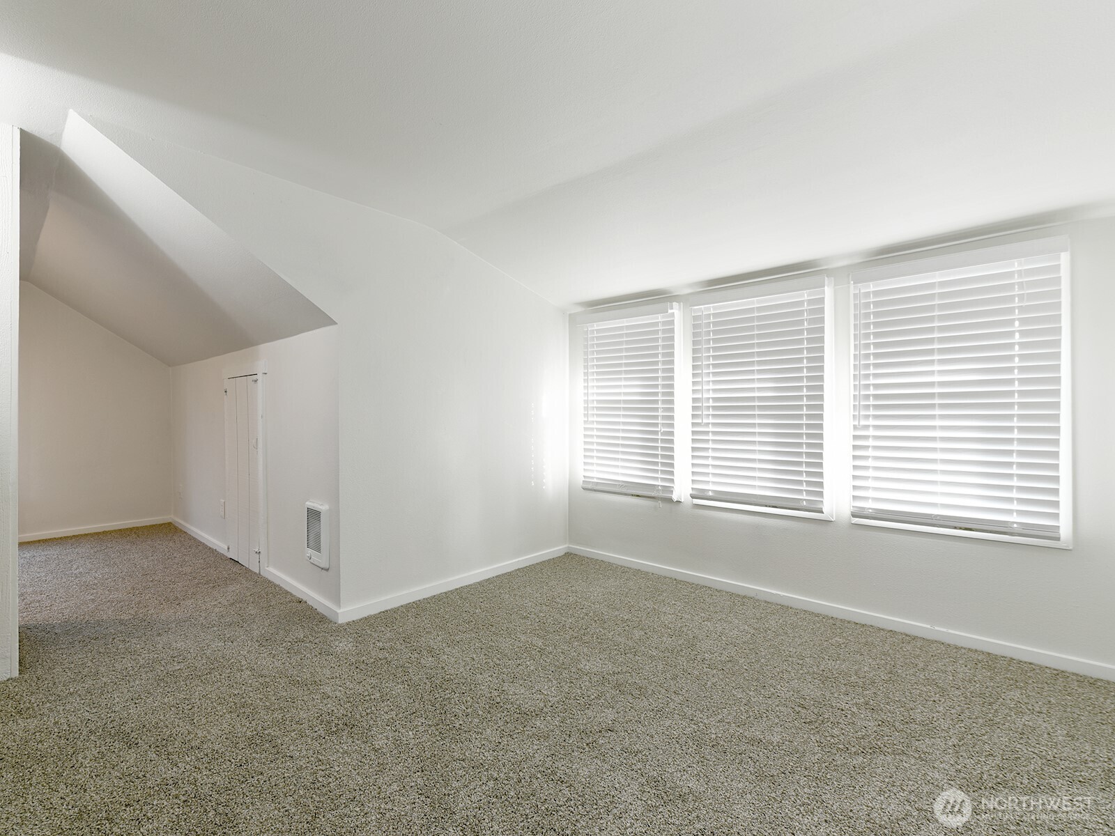 304 Varner Avenue Southeast Orting, WA 98360 - Photo 20 of 24