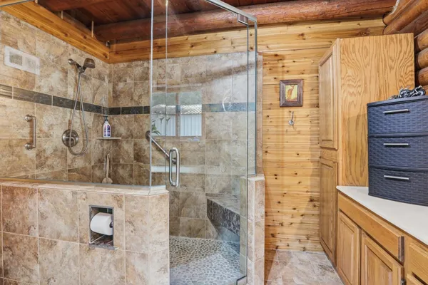 $625,000 | 5552 Deer Valley Road, Newport, WA 99156