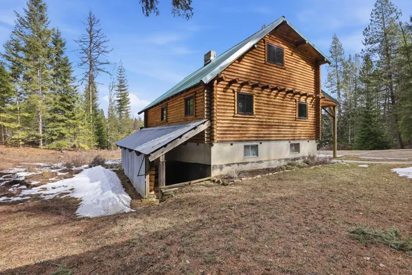 $625,000 | 5552 Deer Valley Road, Newport, WA 99156