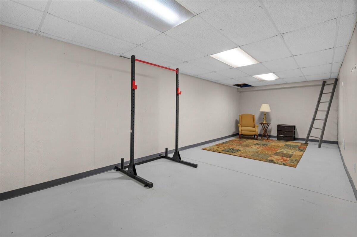 16005 Sheridan Road Clinton, MI 49236 - Photo 31 of 55 51-INTERIOR 29