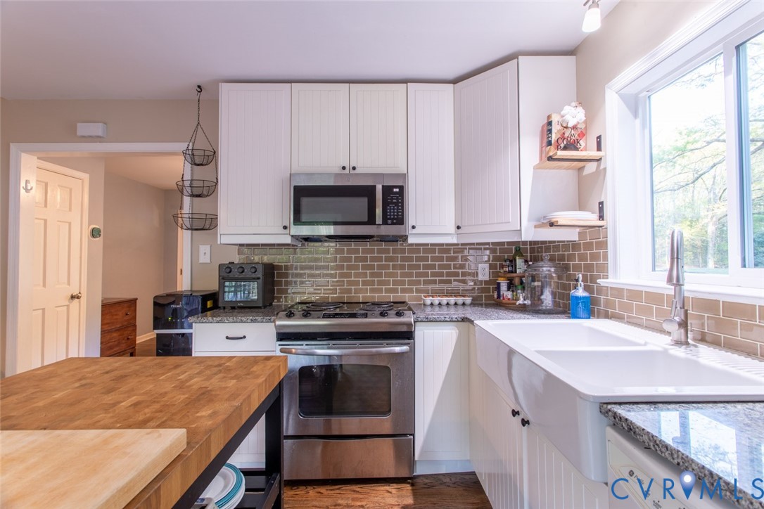 4157 New Market Road Henrico, VA 23231 - Photo 11 of 43 Kitchen with butcher block counters, stainless ste