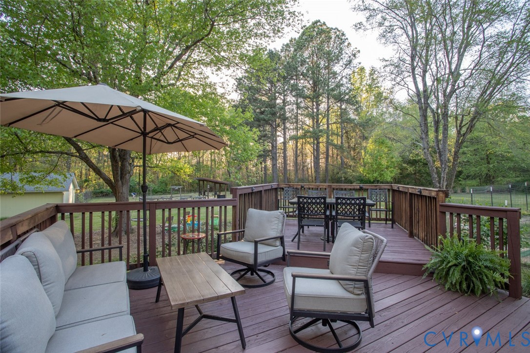 4157 New Market Road Henrico, VA 23231 - Photo 35 of 43 Deck with outdoor lounge area