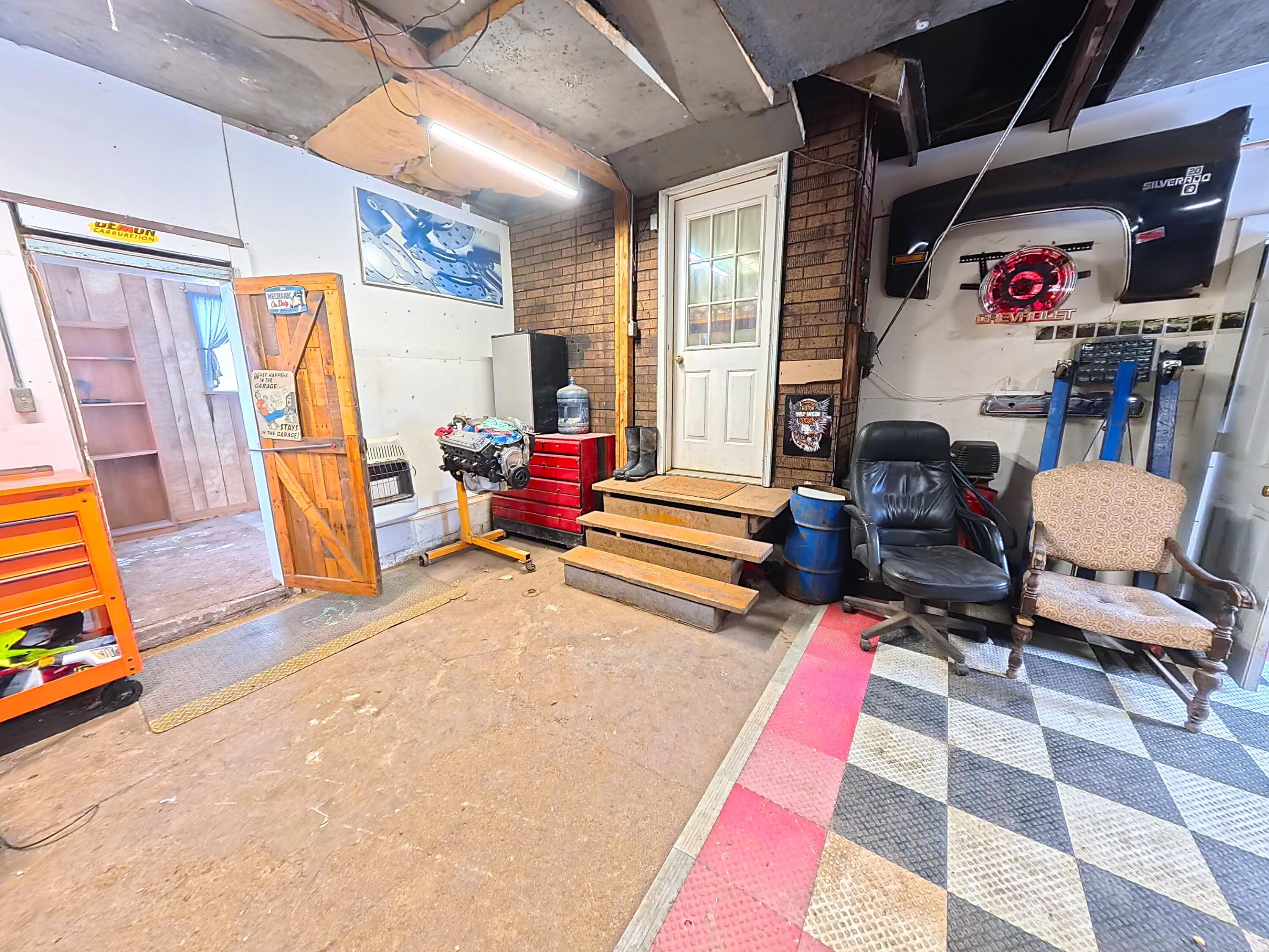 8654 Cady Road Jackson, MI 49201 - Photo 12 of 33 12