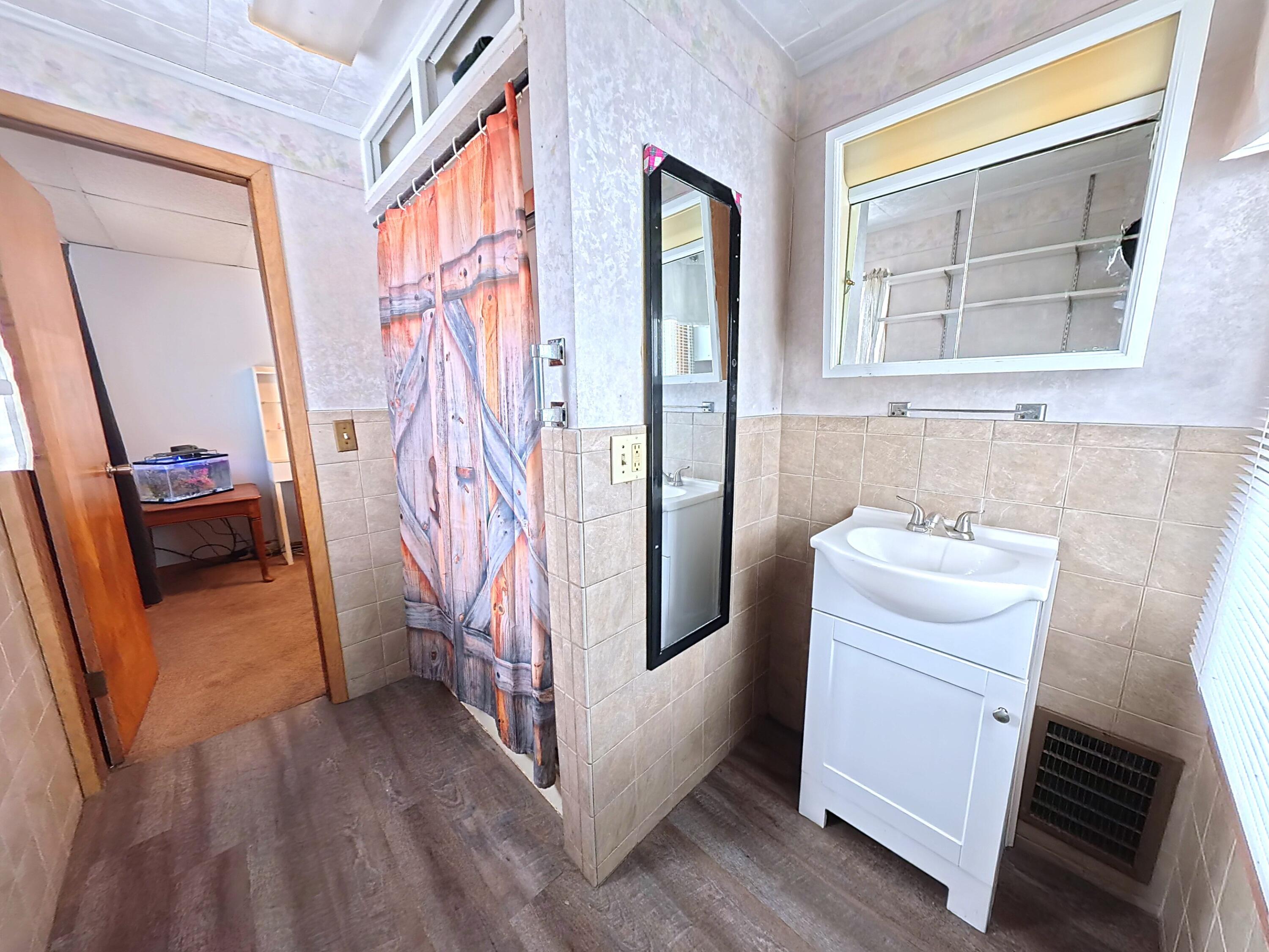 8654 Cady Road Jackson, MI 49201 - Photo 21 of 33 21