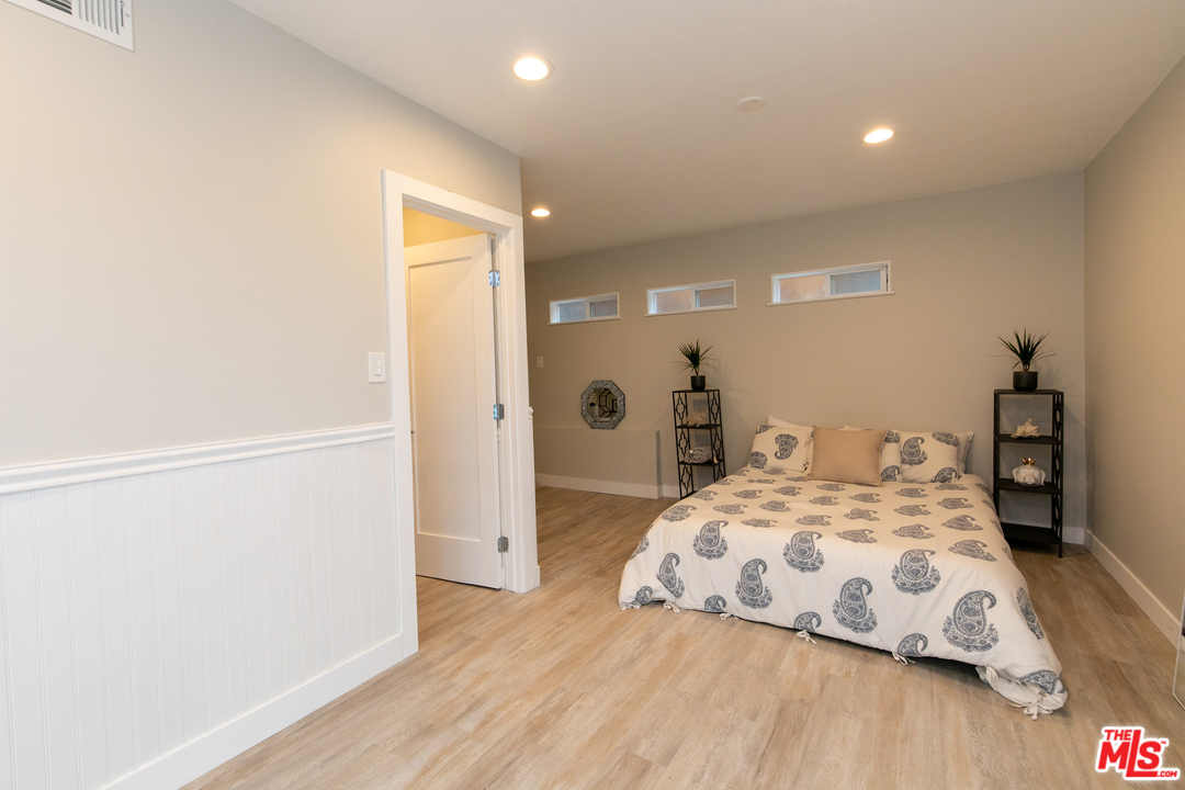 7520 Earldom Avenue Playa del Rey, CA 90293 - Photo 19 of 28 Gallery Image 19
