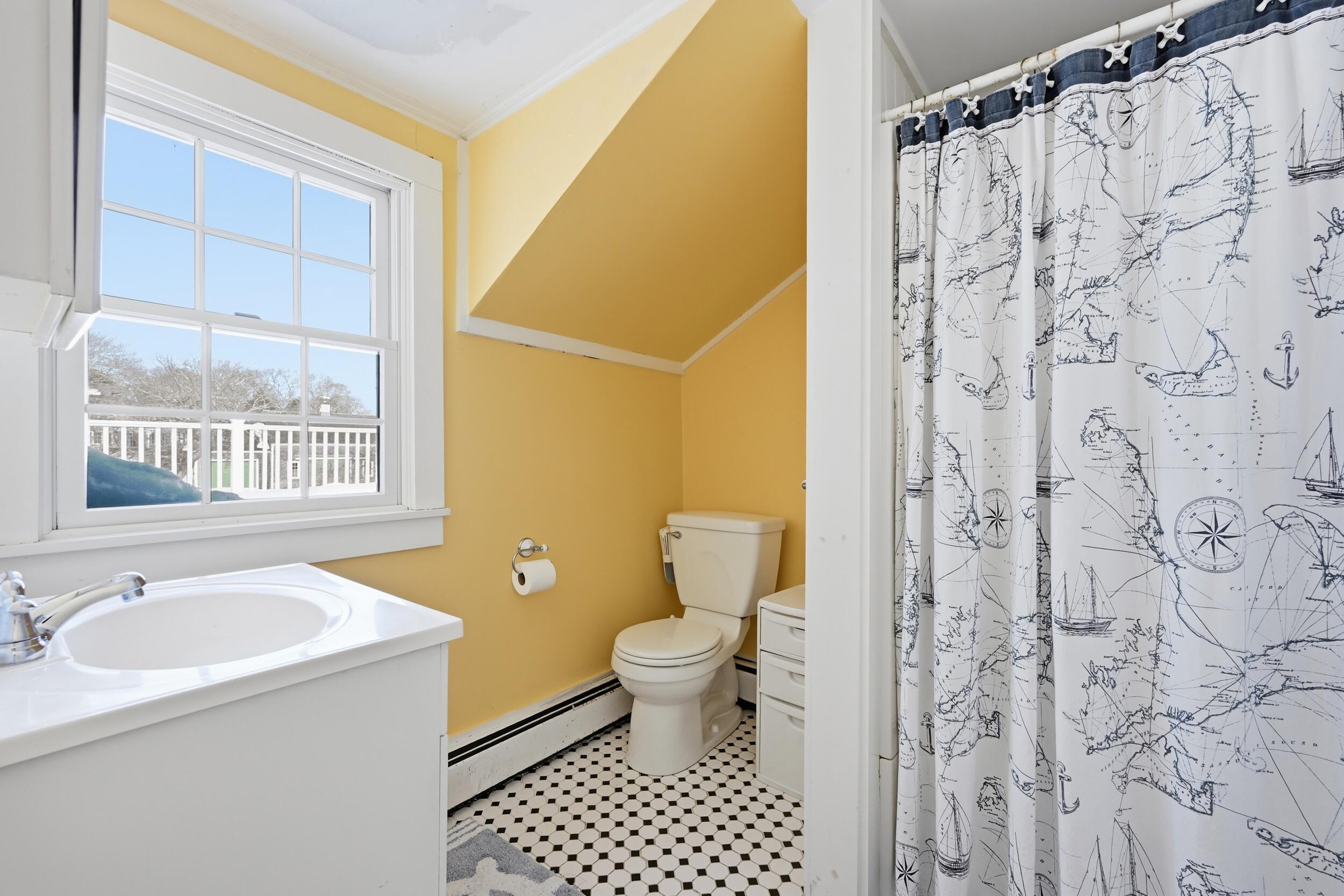 46 Washington Avenue Hyannis Port, MA 02601 - Photo 39 of 75 Bathroom