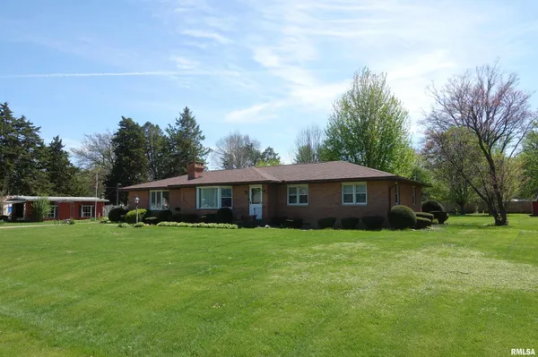$274,900 | 224 East Victoria Street, Wataga, IL 61488