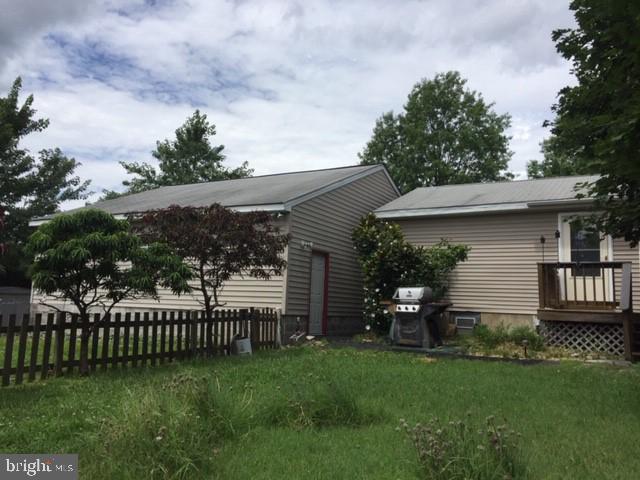 994 Reynolds Road Cross Junction, VA 22625 - Photo 23 of 30