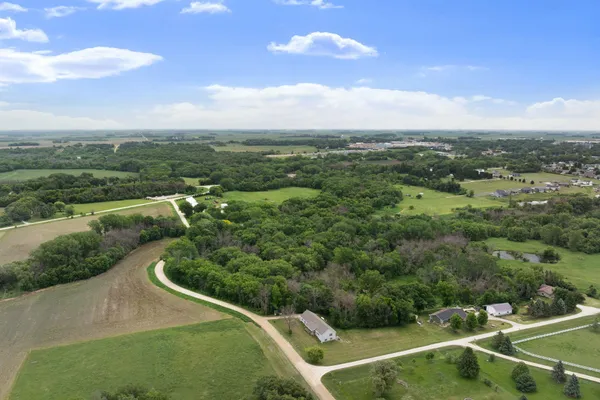 $444,900 | 18486 T-44, Dodge Center, MN 55927