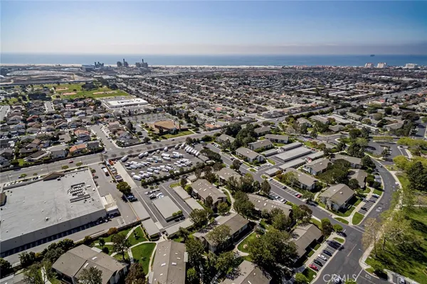 $589,900 | 8877 Lauderdale Court, Unit 209E, Huntington Beach, CA 92646