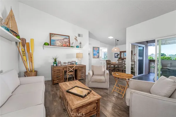 $589,900 | 8877 Lauderdale Court, Unit 209E, Huntington Beach, CA 92646