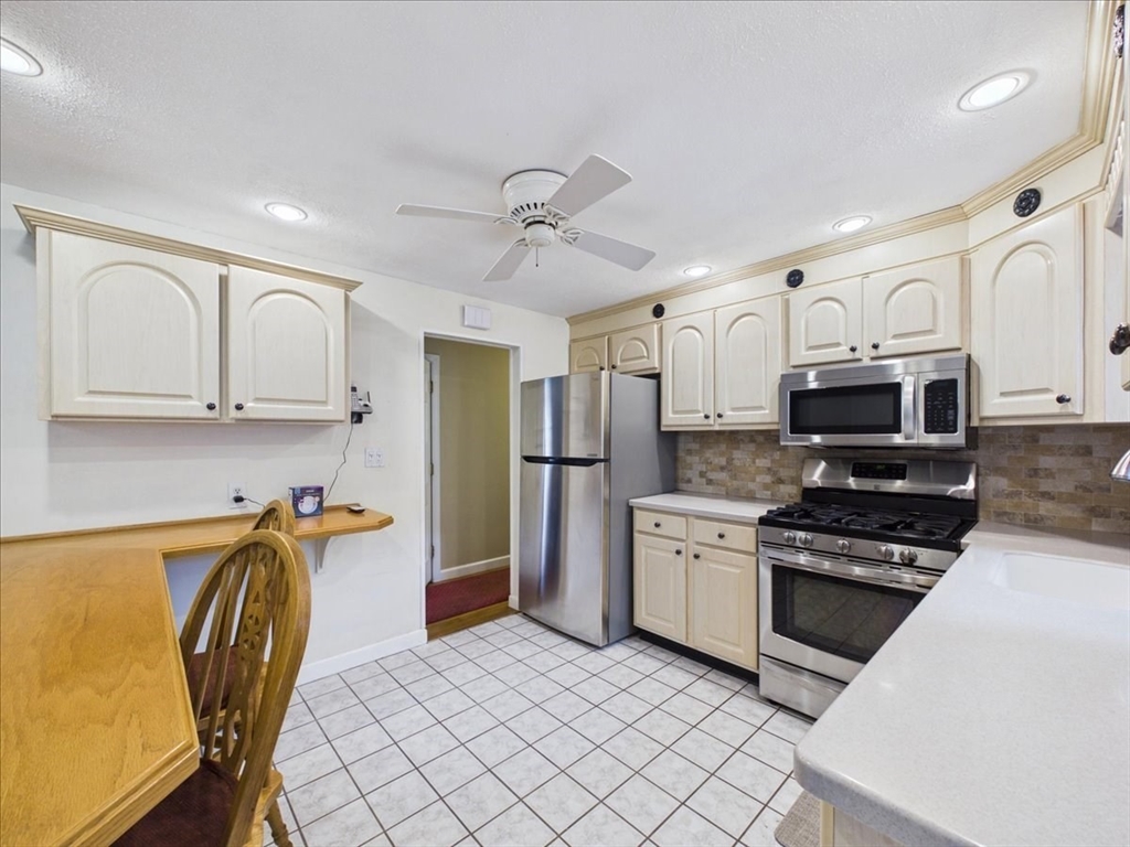 4 Anna Drive Canton, MA 02021 - Photo 16 of 29