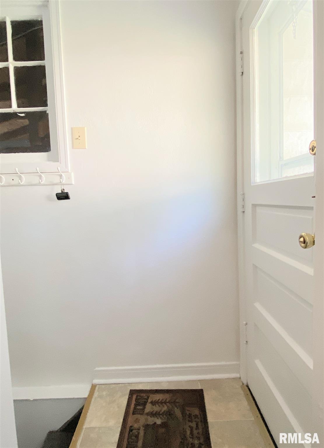 2012 East Buchanan Street Springfield, IL 62703 - Photo 22 of 41