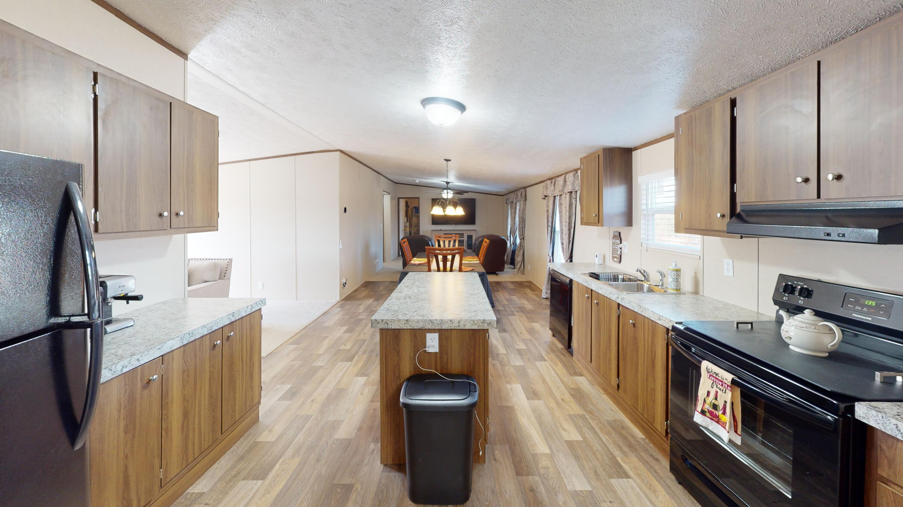 463 Henderson Road Evensville, TN 37332 - Photo 7 of 15 7-Kitchen 1.5