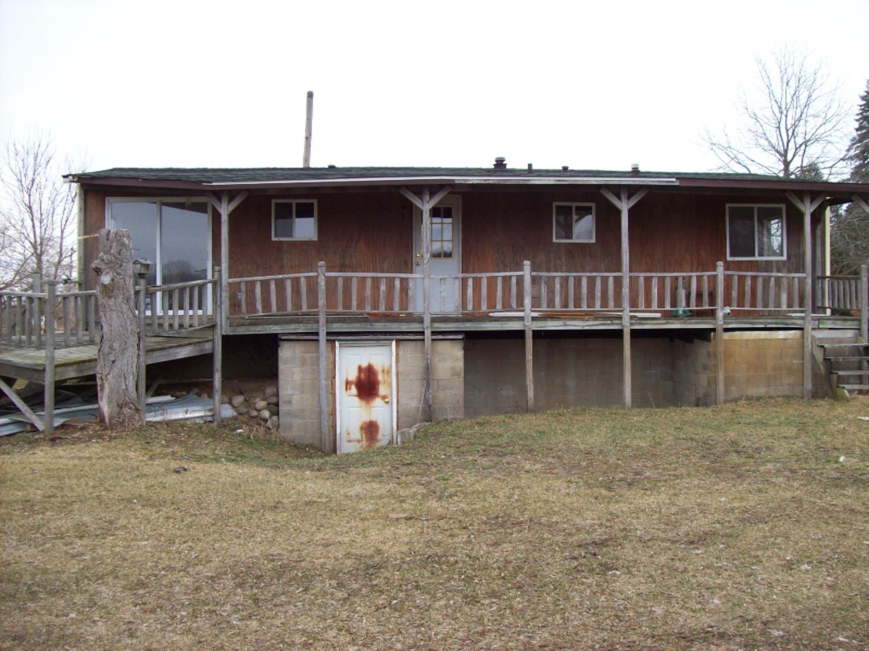 799 North Lumberjack Road Sumner, MI 48889 - Photo 4 of 8 100_3148