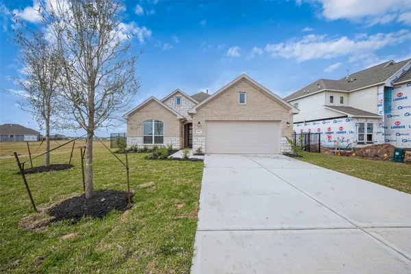 $369,990 | 3007 Golden Isle Drive, Texas City, TX 77568