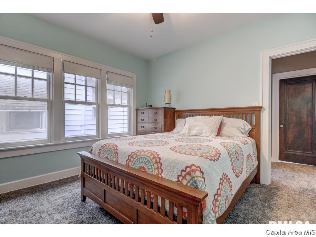 404 Broad Place Springfield, IL 62703 - Photo 20 of 35