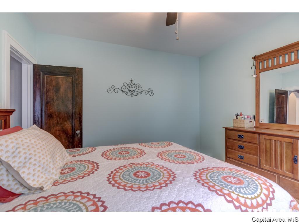 404 Broad Place Springfield, IL 62703 - Photo 22 of 35