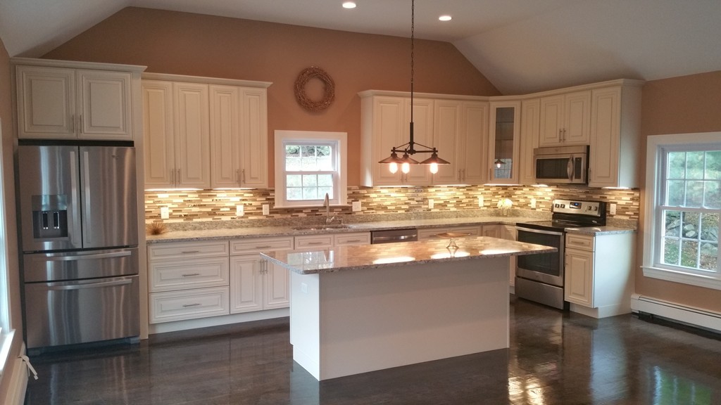 296 Washington Street, Unit 2 Canton, MA 02021 - Photo 8 of 23 Gallery Image 8