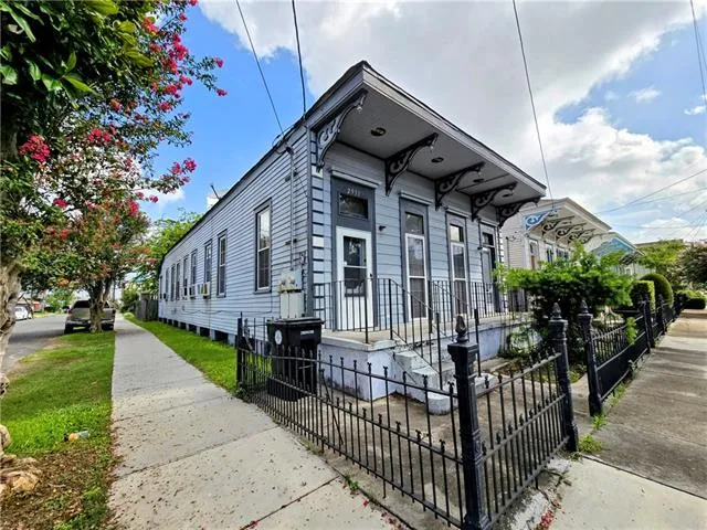 $1,510 | 2931 Baronne Street, New Orleans, LA 70115